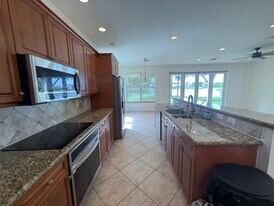 2793 Shaughnessy Dr in Wellington, FL - Building Photo