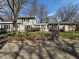 45 Leitch Dr in Battle Creek, MI - Building Photo