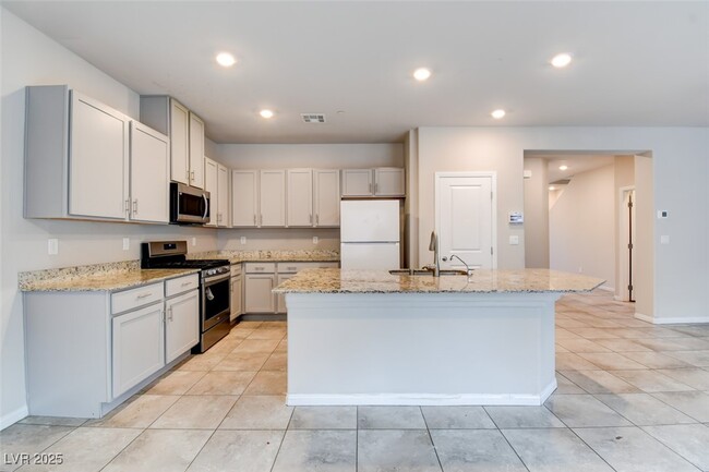 479 Via Renata in Henderson, NV - Building Photo - Building Photo