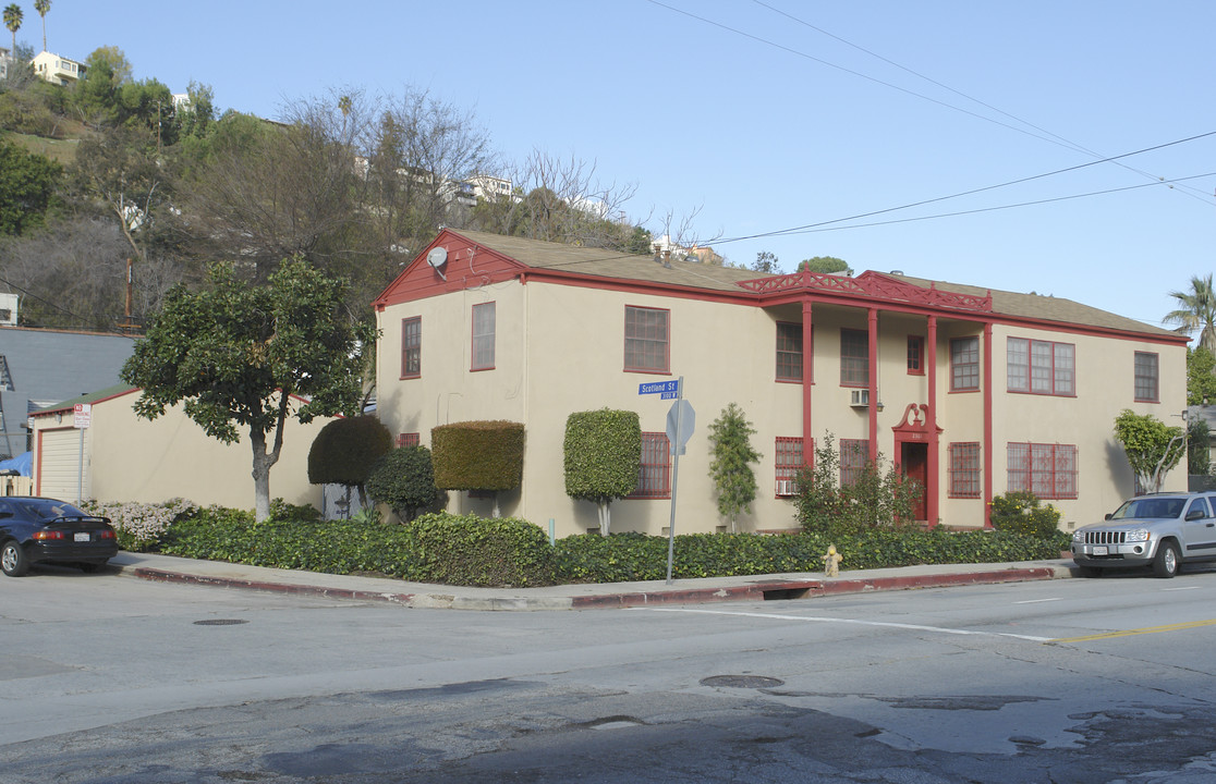 2301 Griffith Park Blvd in Los Angeles, CA - Building Photo