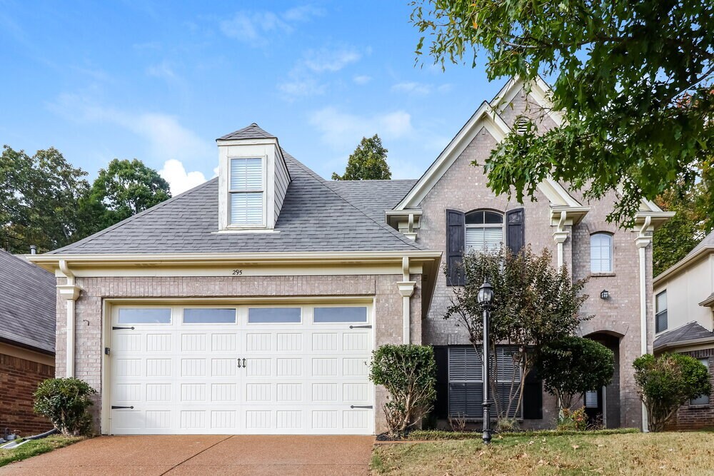 295 Garden Springs Dr in Oakland, TN - Building Photo