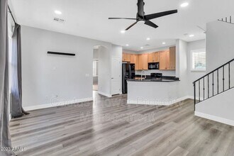 5625 S 21st Pl in Phoenix, AZ - Building Photo - Building Photo