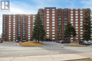 1465 Baseline Rd in Ottawa, ON - Building Photo