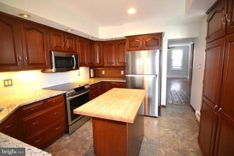 124 E Union St in West Chester, PA - Building Photo - Building Photo