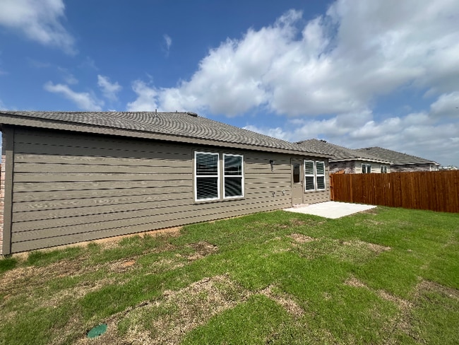 16044 Isles Dr in Haslet, TX - Building Photo - Building Photo