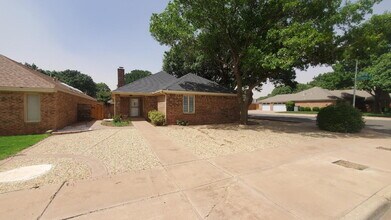 5247 84th St in Lubbock, TX - Building Photo - Building Photo