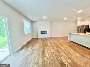 5129 Sidney Sq Dr in Flowery Branch, GA - Building Photo - Building Photo
