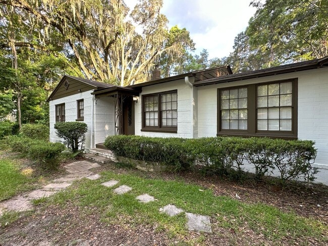 2619 NW 2 Ave in Gainesville, FL - Building Photo - Building Photo