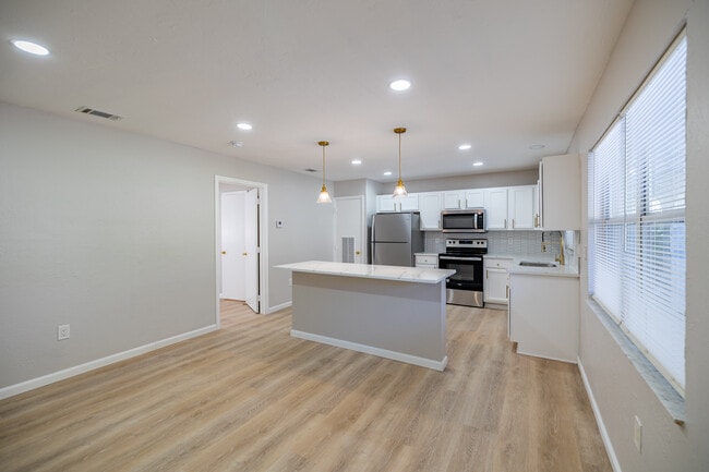 Genone Punta Gorda Apartments