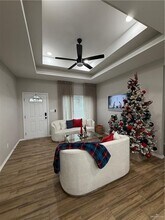 12 E Wells St in Edinburg, TX - Building Photo - Building Photo