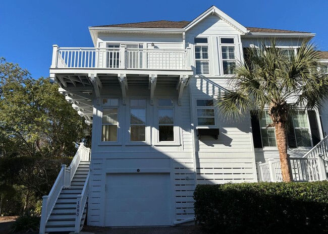 1580 Sea Palms Crescent in Mount Pleasant, SC - Building Photo - Building Photo