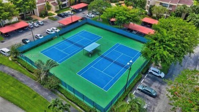 7460 La Paz Blvd in Boca Raton, FL - Foto de edificio - Building Photo