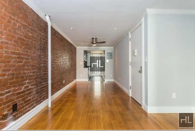 East 7th Street, Unit 5E