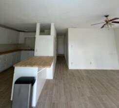 4833 Crow St in Orlando, FL - Building Photo - Building Photo
