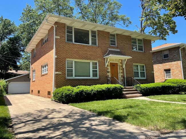 322 Pawling St, Unit 1