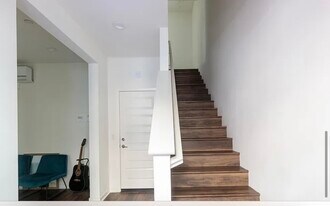 2876 N Glassell St in Orange, CA - Building Photo