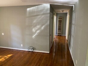 381 Magnolia Ave in Milledgeville, GA - Building Photo - Building Photo