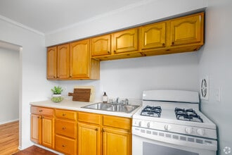 Pinewood Apartments in Lakewood, NJ - Foto de edificio - Building Photo