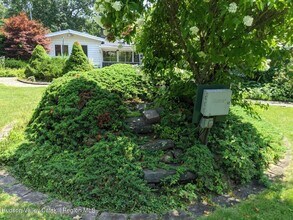 53 Pine St in West Hurley, NY - Building Photo - Building Photo