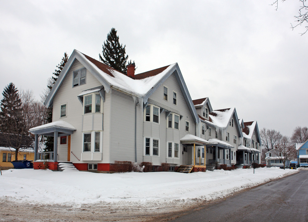 102 Clifford Ave in Rochester, NY - Building Photo