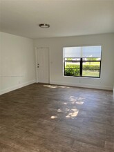 1111 NE 10th St in Hallandale Beach, FL - Building Photo - Building Photo