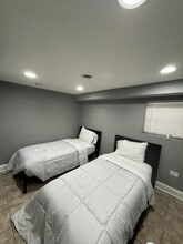 4132 W 21st St, Unit B in Chicago, IL - Building Photo - Building Photo