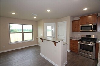 471 Barbet Dr in Centerton, AR - Building Photo - Building Photo