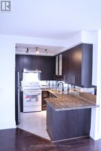 39-439 Upper Duke Crescent in Markham, ON - Building Photo - Building Photo