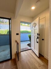 29105 Thousand Oaks Blvd in Agoura Hills, CA - Building Photo - Building Photo