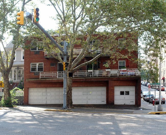 7315 Boulevard E in North Bergen, NJ - Foto de edificio - Building Photo