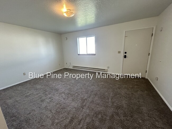 2135 Meppen Dr in Idaho Falls, ID - Building Photo - Building Photo