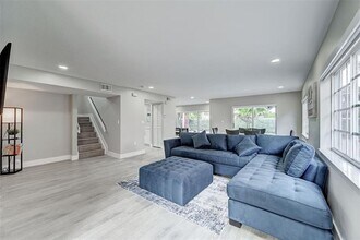 14125 SW 167th Terrace in Miami, FL - Building Photo - Building Photo