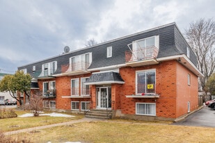 1930 Albert-Murphy Av in Laval, QC - Building Photo