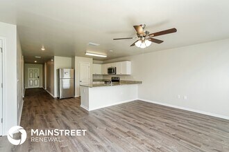 4165 NE 9th Pl in Cape Coral, FL - Building Photo - Building Photo