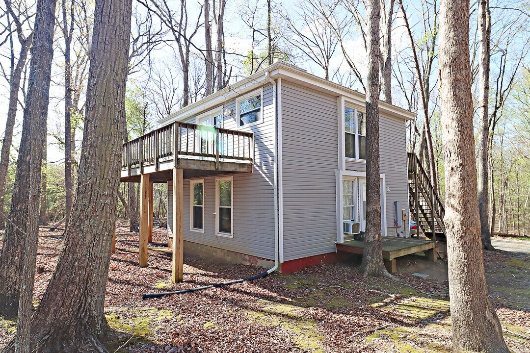3025 Habana Pl in Troy, VA - Building Photo