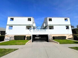 4567 W 159th St in Lawndale, CA - Building Photo