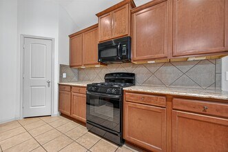510 Carson Ridge Dr in Spring, TX - Building Photo - Building Photo