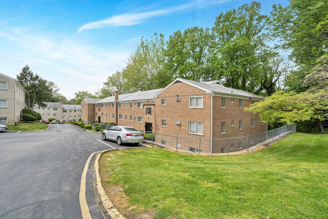 Green Forest Apartments in Chester, PA - Building Photo