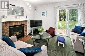 15 Dawson Dr in Collingwood, ON - Building Photo - Building Photo