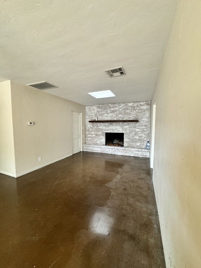 property at 6132 N 16th Dr