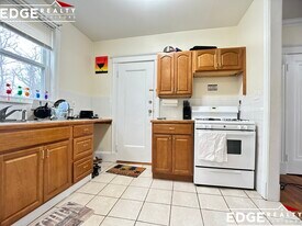 231 Foster St, Unit 3 in Boston, MA - Building Photo