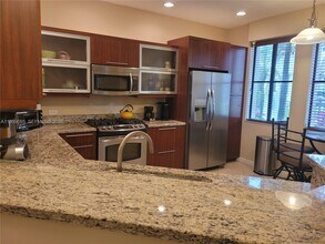 2901 NW 126th Ave in Sunrise, FL - Building Photo - Building Photo