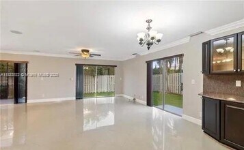 3700 NW 107th Terrace in Sunrise, FL - Building Photo - Building Photo