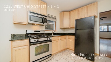1235 W Ohio St in Chicago, IL - Building Photo - Building Photo