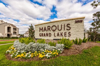 Marquis Grand Lakes in Richmond, TX - Foto de edificio - Building Photo