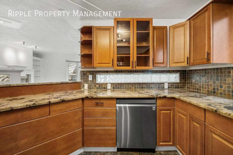 1004 McKinnon Dr NE in Calgary, AB - Building Photo - Building Photo