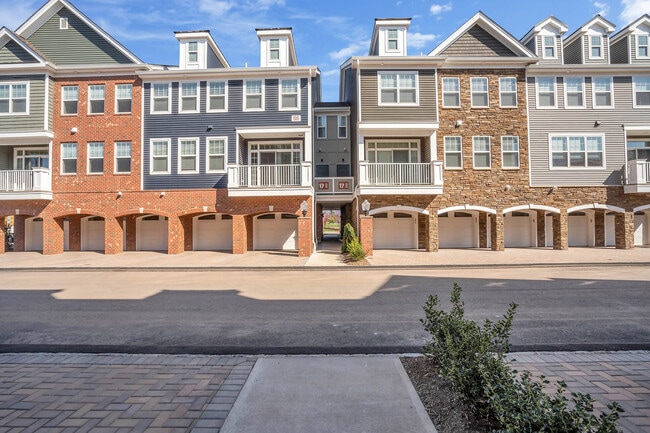 Ewing Town Center Apartments in Ewing, NJ - Building Photo - Building Photo