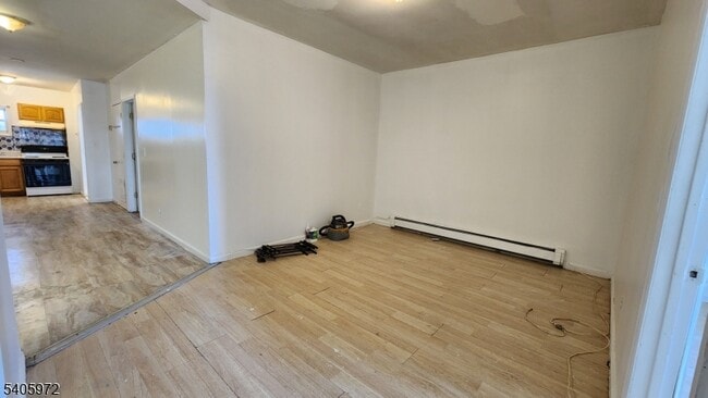 239 S 8th St in Newark, NJ - Building Photo - Building Photo