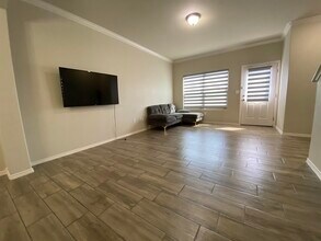 5513 Montevista Dr in Laredo, TX - Building Photo - Building Photo