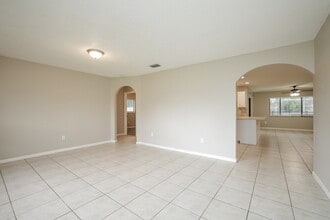 433 SE 13th Pl in Cape Coral, FL - Building Photo - Building Photo